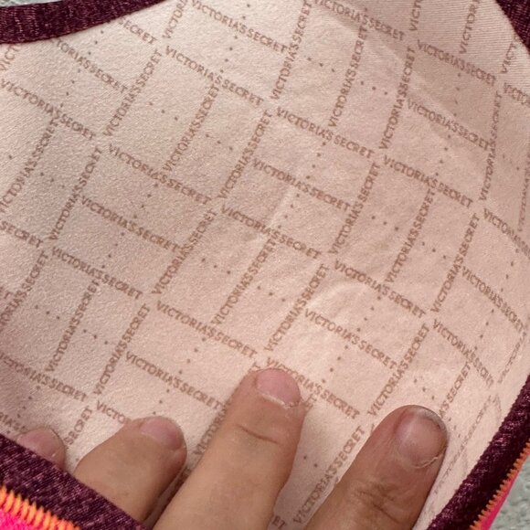 Victorias Secret No Wire Adjustable Strap Bra Womens size 36C - Picture 4 of 5